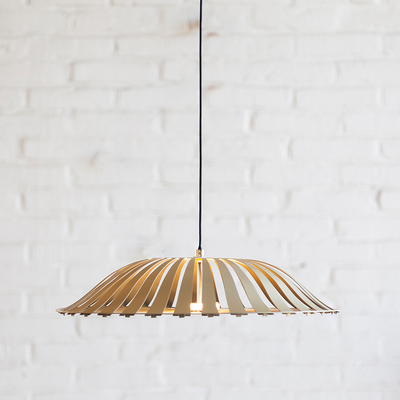 Glint Light | design hanglamp met dimbare LED in messing kleur